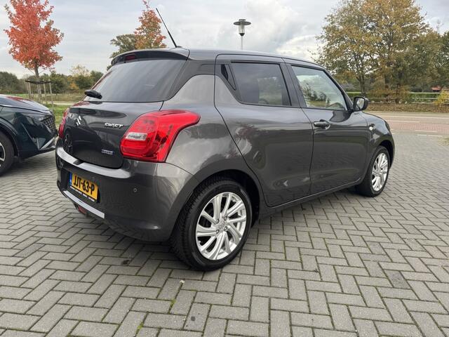 Suzuki SWIFT 1.2 Style Smart Hybr