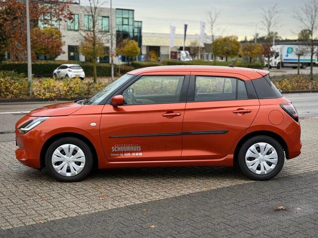 Suzuki SWIFT 1.2 SMART HYBRID COMFORT NL-AUTO CAMERA NAVI KEYLESS
