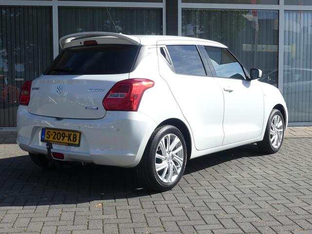 Suzuki SWIFT 1.2 Select Smart Hybrid Trekhaak, Cruise Control, Apple Carplay, Android Auto, Navigatie, Achterspoiler