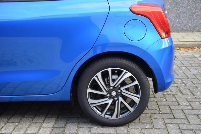 Suzuki SWIFT 1.2 Style Smart Hybrid | 1e eigenaar | Trekhaak | Dealer onderhouden |