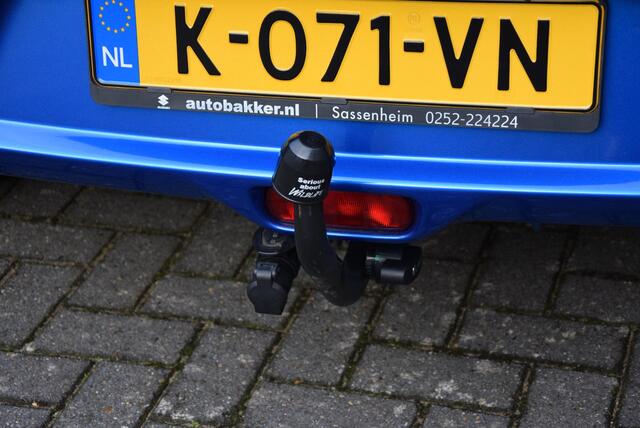 Suzuki SWIFT 1.2 Style Smart Hybrid | 1e eigenaar | Trekhaak | Dealer onderhouden |