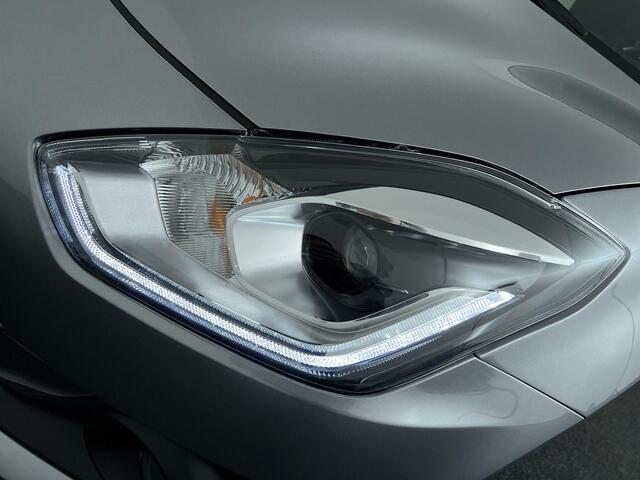 Suzuki SWIFT 1.2 Style Smart Hybrid | Allseasonbanden | Navigatie | Stoelverwarming