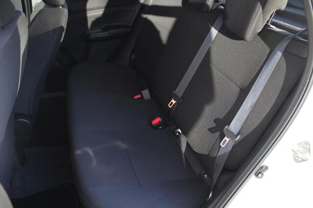 Suzuki SWIFT 1.2 Select Smart Hybrid Achteruitrijcamera, Stoelverwarming, DAB Radio, Apple Carplay/Android Auto