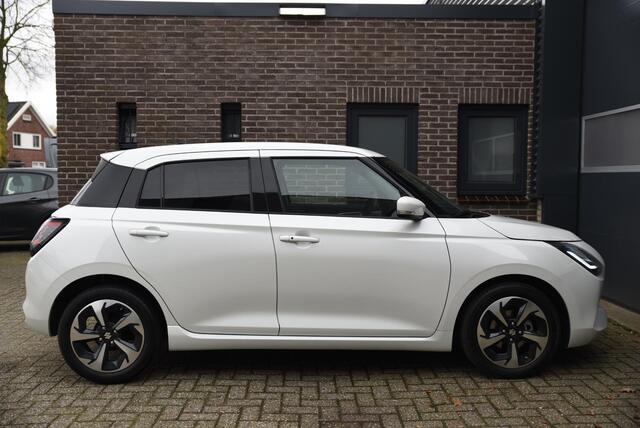 Suzuki SWIFT 1.2 Style Smart Hybrid Parelmoer Wit