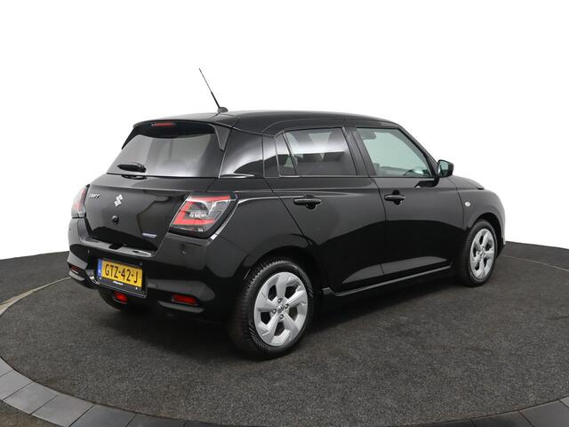 Suzuki SWIFT 1.2 Select Smart Hybrid | Airco | Cruise control adaptive | navigatie | Camera | Apple carplay, Android auto | Stoelverwarming |