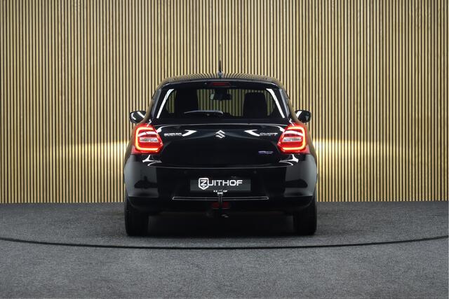 Suzuki SWIFT 1.2 Style Smart Hybrid | Adaptive-cruise | Afneembare Trekhaak | Camera | Clima | Apple Carplay & Android Auto | Navigatie | Parkeerhulp | Keyless | Dodehoekdetectie