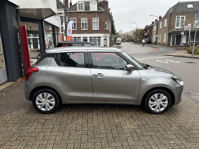 Suzuki SWIFT 1.2 Comfort Smart Hybrid All-in Prijs Airco/DAB/Centrale vergrendeling/Cruise Eurorepar