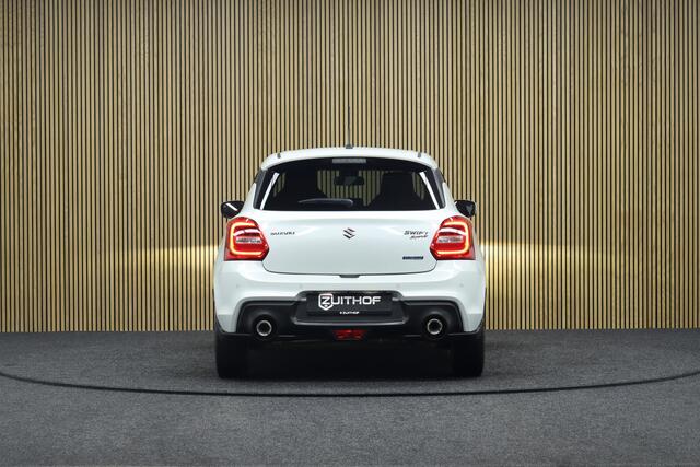 Suzuki SWIFT 1.4 Sport Smart Hybrid | Facelift | Adaptive-cruise | Camera | Clima | Apple Carplay & Android Auto | Sportstoelen | Navigatie | Keyless | Stoelverwarming | Dodehoekdetectie