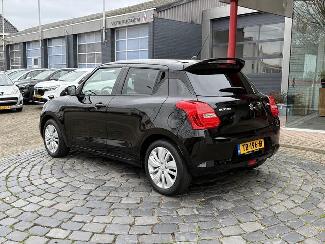 Suzuki SWIFT 1.0 Stijl Smart Hybrid | Carplay | Camera | Navi | Stoelverw. | All-in rijklaarprijs