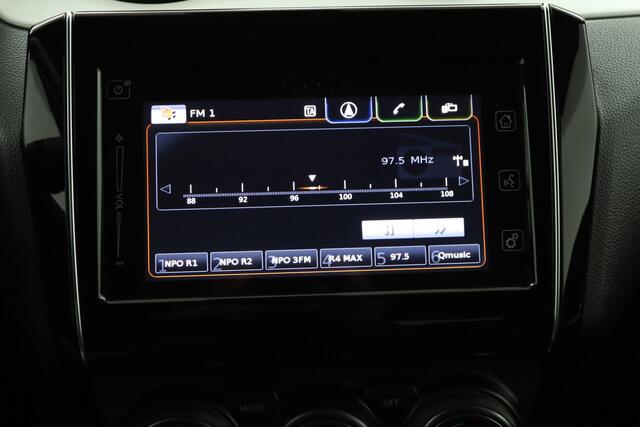 Suzuki SWIFT 1.2 Stijl Smart Hybrid | Climate control | Cruise Control adaptive | Navigatie | Apple carplay, Android auto | Stoelverwarming | Lichtmetalen velgen |