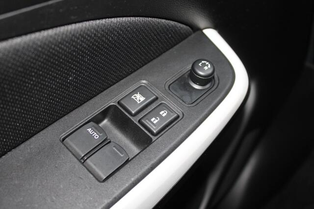 Suzuki SWIFT 1.0 Select | Camera | Airco | Stoelverwarming | DAB