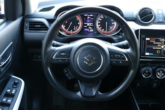 Suzuki SWIFT 1.2 Stijl Smart Hybrid | RIJKLAARPRIJS | ALL-SEASONBANDEN |