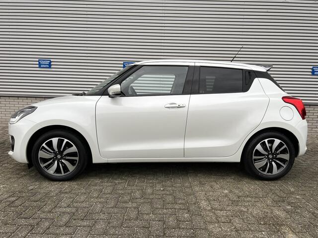 Suzuki SWIFT 1.2 Stijl Smart Hybrid | Trekhaak | Climate Control | Adaptieve Cruise Control | Apple Carplay & Android Auto | Meest Luxe Uitvoering