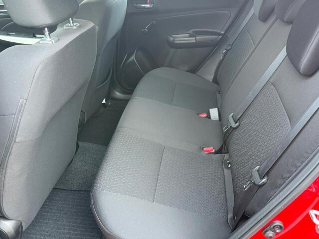 Suzuki SWIFT 1.2 Select Smart Hybrid | Navigatie | Carplay | Cruise Control | 10 JAAR GARANTIE!!