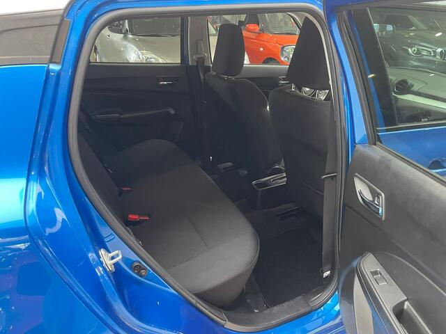 Suzuki SWIFT 1.2 Stijl Smart Hybrid [CARPLAY| CLIMA| CAMERA| CRUISECONTROL]