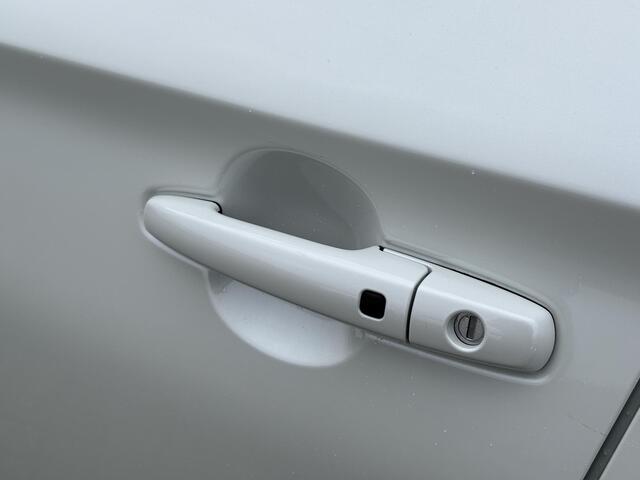 Suzuki SWIFT 1.2 Comfort Smart Hybrid **NIEUWE AUTO/ DIRECT LEVERBAAR**