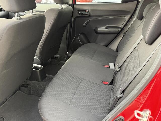 Suzuki SWIFT 1.2 Select Smart Hybrid / Navi / Camera / Adaptive Cruise / Keyless / Stoelverwarming / Carplay