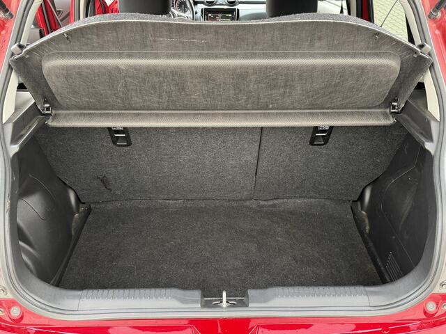 Suzuki SWIFT 1.2 Select Smart Hybrid / Navi / Camera / Adaptive Cruise / Keyless / Stoelverwarming / Carplay