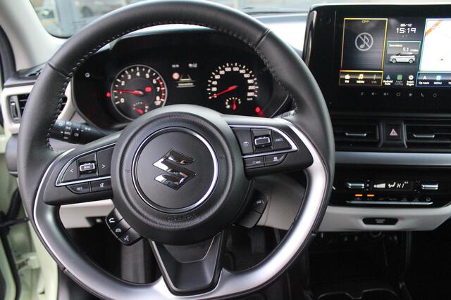 Suzuki SWIFT 1.2 Style Smart Hybrid