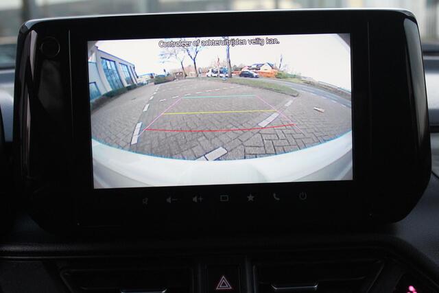 Suzuki SWIFT 1.2 Style Smart Hybrid