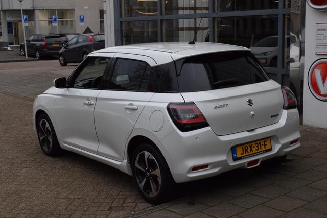 Suzuki SWIFT 1.2 Style Smart Hybrid|Carplay|Camera