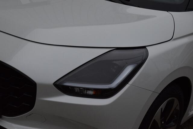 Suzuki SWIFT 1.2 Style Smart Hybrid|Carplay|Camera