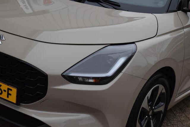 Suzuki SWIFT 1.2 Style Smart Hybrid|Carplay|Camera