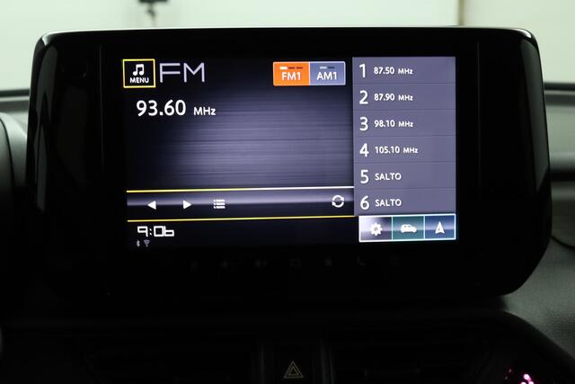 Suzuki SWIFT 1.2 Select Smart Hybrid | Dodehoekdetectie | Cruise control adaptive | Navigatie | Camera | Stoelverwarming | Apple carplay, android auto | Parkeersensoren achter |