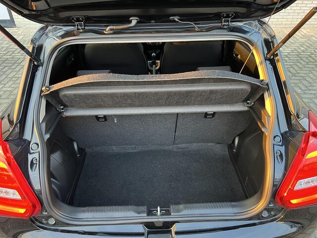 Suzuki SWIFT 1.2 Select Smart Hybrid | Apple Carplay & Android Auto | Airco | 16" LM Velgen | Adaptieve Cruise Control