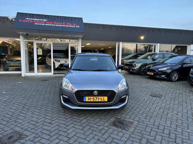 Suzuki SWIFT 1.2 Comfort Smart Hybrid