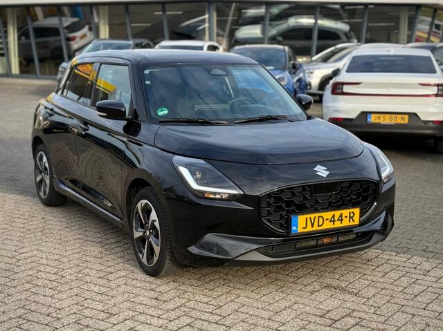 Suzuki SWIFT 1.2 STYLE SMART HYBR. KEYLESS ECC CAMERA NAVI ADD. CRUISE