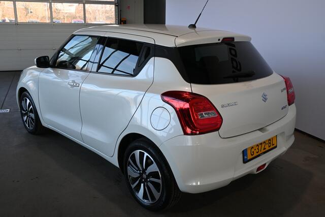 Suzuki SWIFT 1.0 Stijl Smart Hybrid Navigatie Adaptieve Cruise Airco Keyless Goed Onderhouden! Inruil Mogelijk!