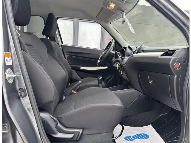 Suzuki SWIFT 1.2 5DRS APPLE P-CAM STOELVERW. ALL SEASON