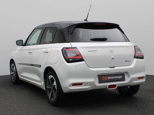 Suzuki SWIFT 1.2 Style Smart Hybrid 92PK Aut. Adaptieve Cruise Controle, Side Assist, Keyless, Stoelverwarming, Achteruitrijcamera, Navi, 16" LM Velgen