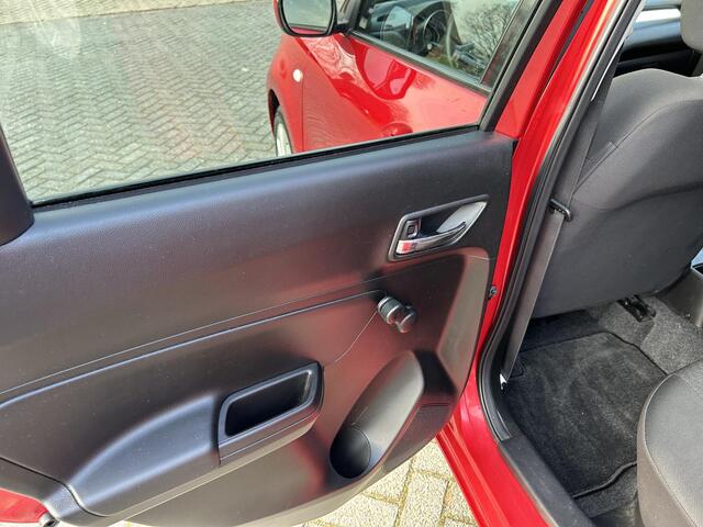 Suzuki SWIFT 1.2 Select Smart Hybrid