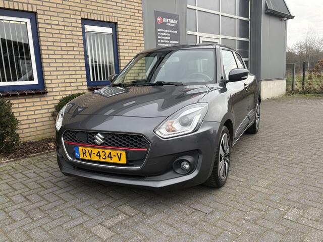 Suzuki SWIFT 1.0 Stijl Smart Hybr CARPLAY-CAMERA-TREKHAAK