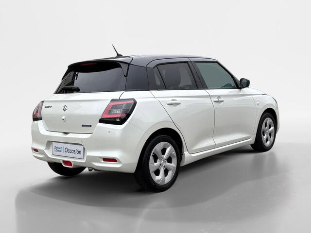Suzuki SWIFT 1.2 Select Smart Hybrid | Camera | Sensoren | Stoelverwarming | Navigatie | Adap cruise | LM Velgen |