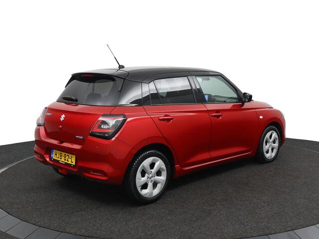Suzuki SWIFT 1.2 Select Smart Hybrid Automaat | Stoelverwarming | Navigatie | Keyless Entry | Parkeersensoren Achter | Parkeercamera |