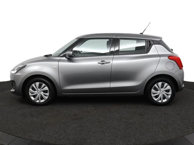 Suzuki SWIFT 1.2 Comfort Smart Hybrid | Airco | Cruise control adaptive | Bluetooth | All season banden |