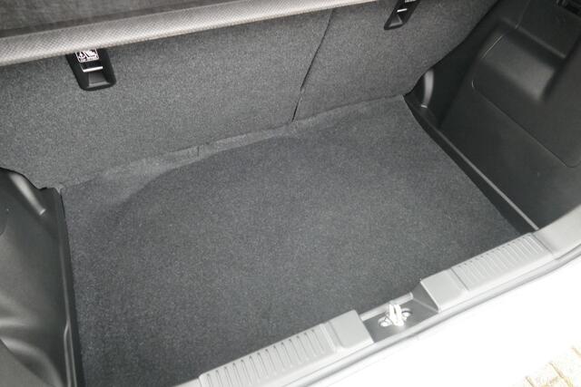 Suzuki SWIFT 1.2 Style Smart Hybrid | RIIJKLARPRIJS |