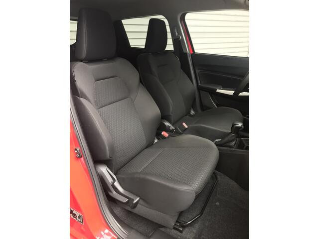 Suzuki SWIFT 1.2 Select Smart Hybrid Automaat Rijklaarprijs!