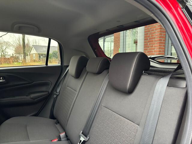 Suzuki SWIFT 1.2 Style Smart Hybrid,Camera,Pdc,Navi.