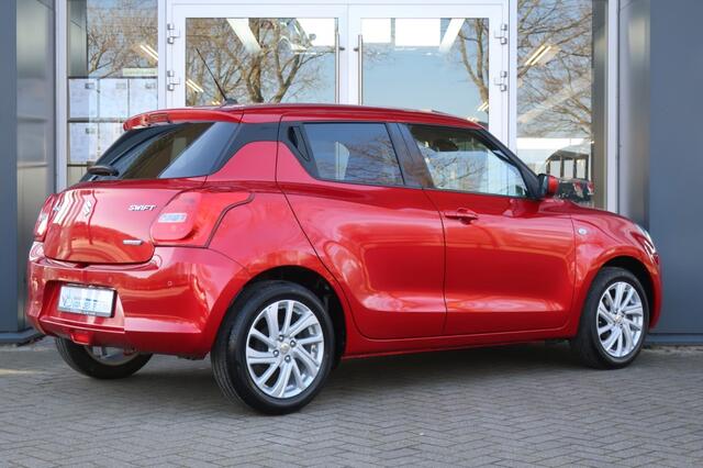 Suzuki SWIFT 1.2 SMART HYBRID, Dode Hoek Monitor, Navigatie, PDC, etc.