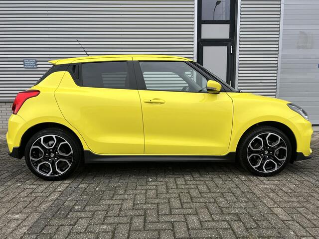 Suzuki SWIFT 1.4 Sport Smart Hybrid | Apple Carplay & Android Auto | Zeer Lage Kilometerstand | Parkeersensoren | Climate Control | Adaptieve Cruise Control