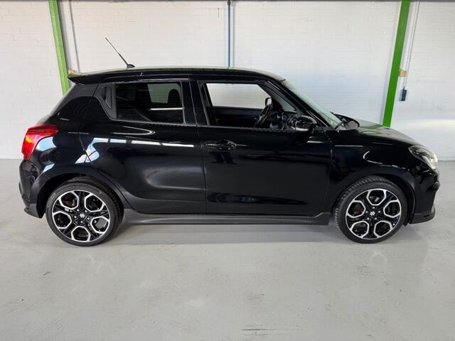 Suzuki SWIFT 1.4 SPORT 1.4 Sport 140Pk118759 km / Navi / Cruise / Carplay / Led / Camera/ Stoelverw / Nw Apk.