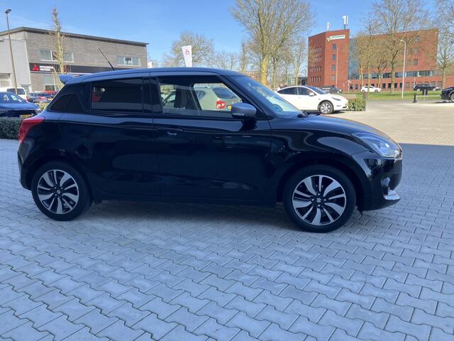 Suzuki SWIFT 1.0 Stijl | Automaat | Navi | Stoelverw | Camera | Adap cruise