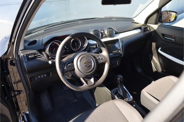 Suzuki SWIFT 1.2 SMART HYBRID SELEKT | HOGE ZIT | AUTOMAAT | CAMERA | AIRCO | 16'' INCH LICHTMETAAL | ALL SEASON BANDEN | ALL IN RIJKLAARPRIJS