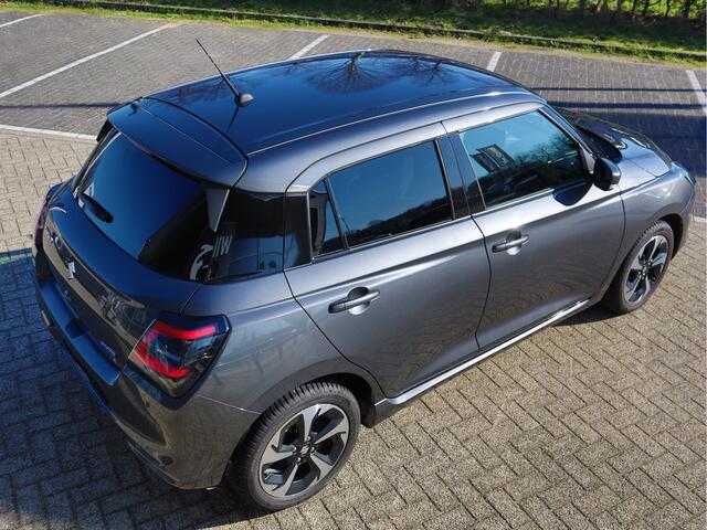Suzuki SWIFT 1.2 Style Smart Hybrid CVT Automaat | Navigatie | Camera | Stoelverwarming | tot 10 jaar garantie!