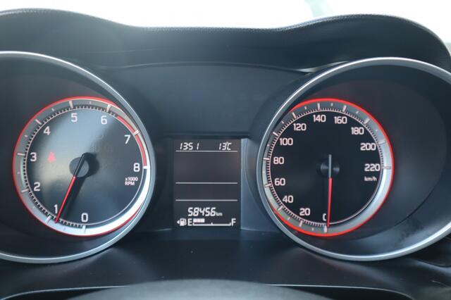 Suzuki SWIFT 1.2 Select Trekhaak | Spoiler | Carplay