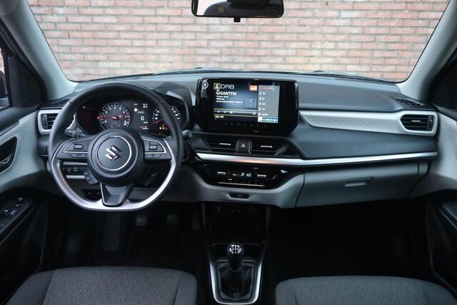 Suzuki SWIFT 1.2 82pk Style Smart Hybrid | Navi | App Connect | Climate | Adaptive Cruise | Camera | Keyless | Stoelverwarming